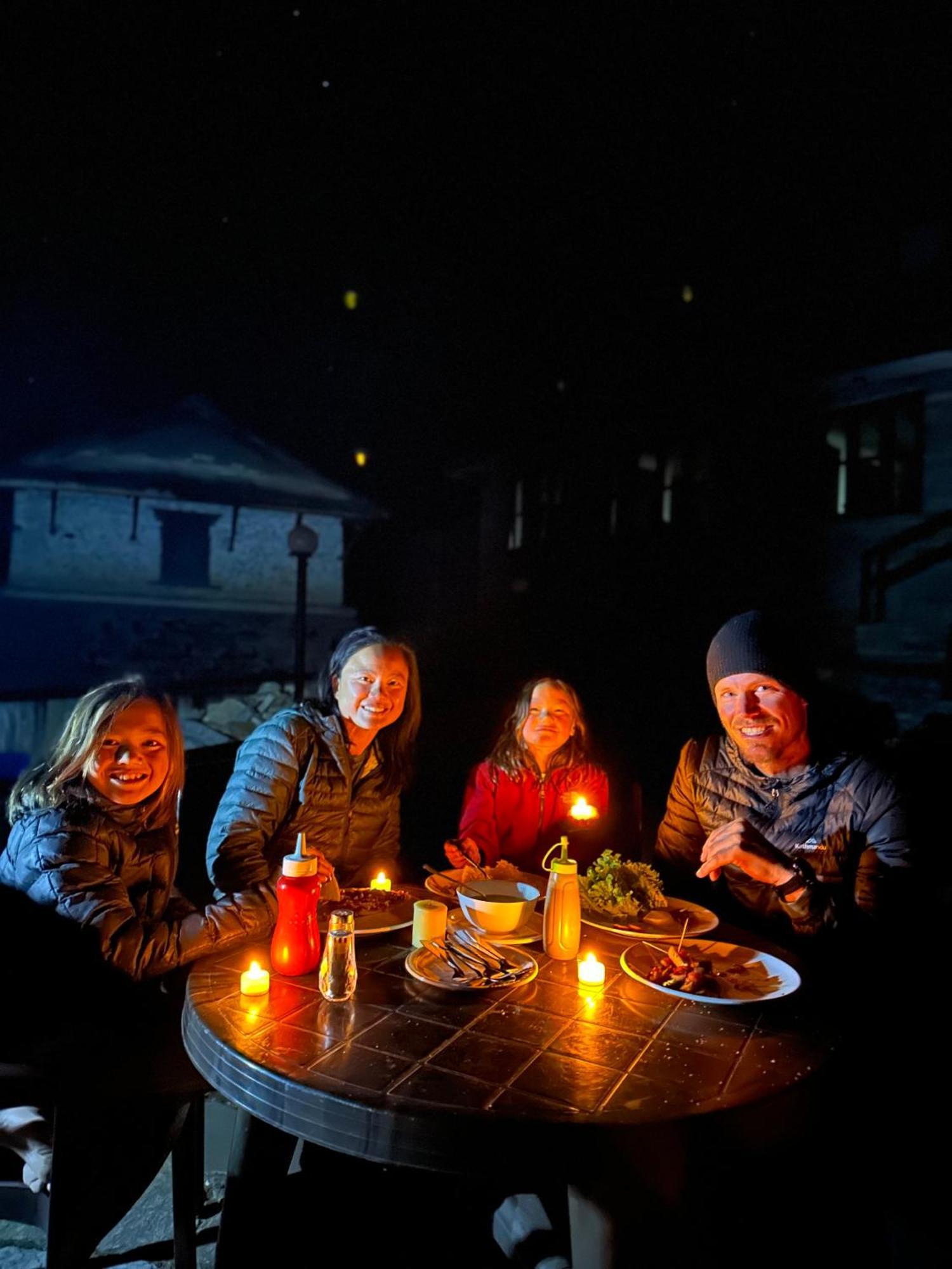 Hill Top Lodge Ghandruk Astam Екстериор снимка