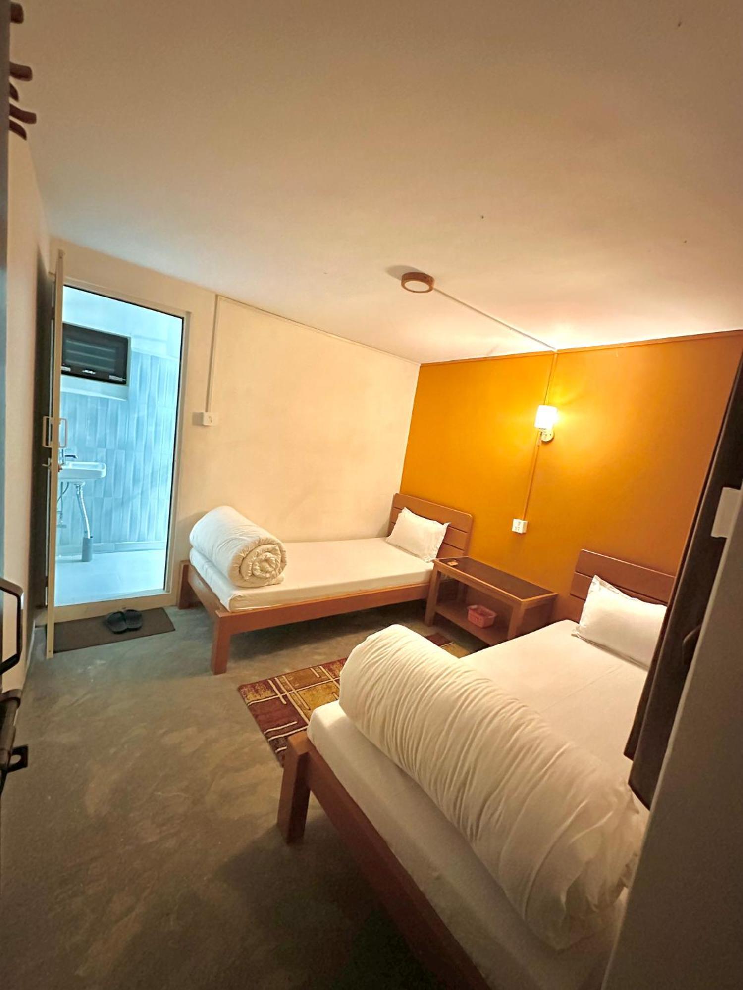 Hill Top Lodge Ghandruk Astam Екстериор снимка